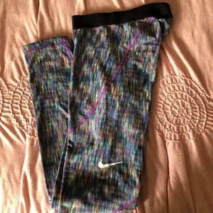 Nike Pro Hyperwear leggings